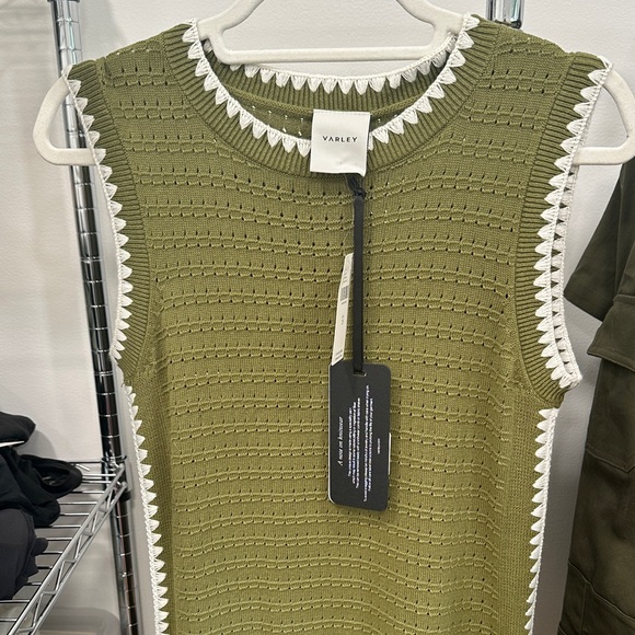 Varley Dresses & Skirts - Varley Olive Green Knit Maxi Dress with White Trim